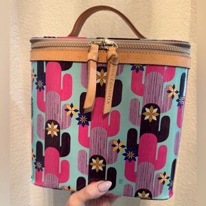 Consuela Slim Train Case